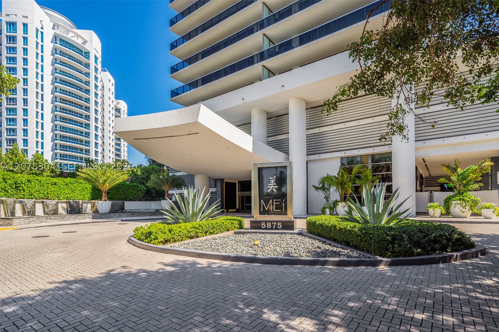 5875 Collins Ave #1001, Miami Beach FL 33140
