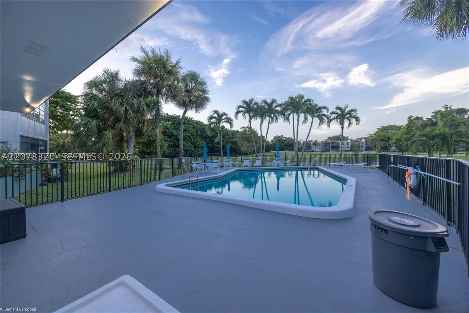 8002 Lagos De Campo Blvd #B-101, Tamarac FL 33321