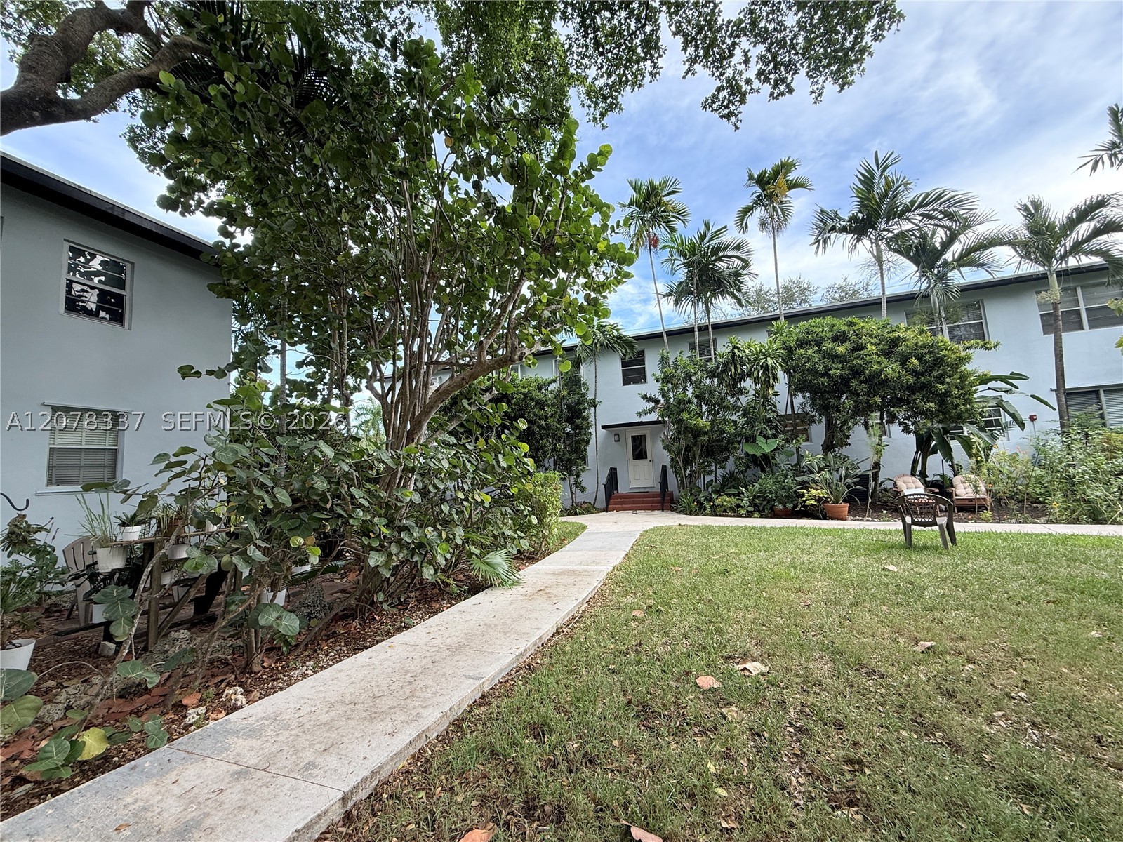 5665 SW 80th St #62B, Miami FL 33143