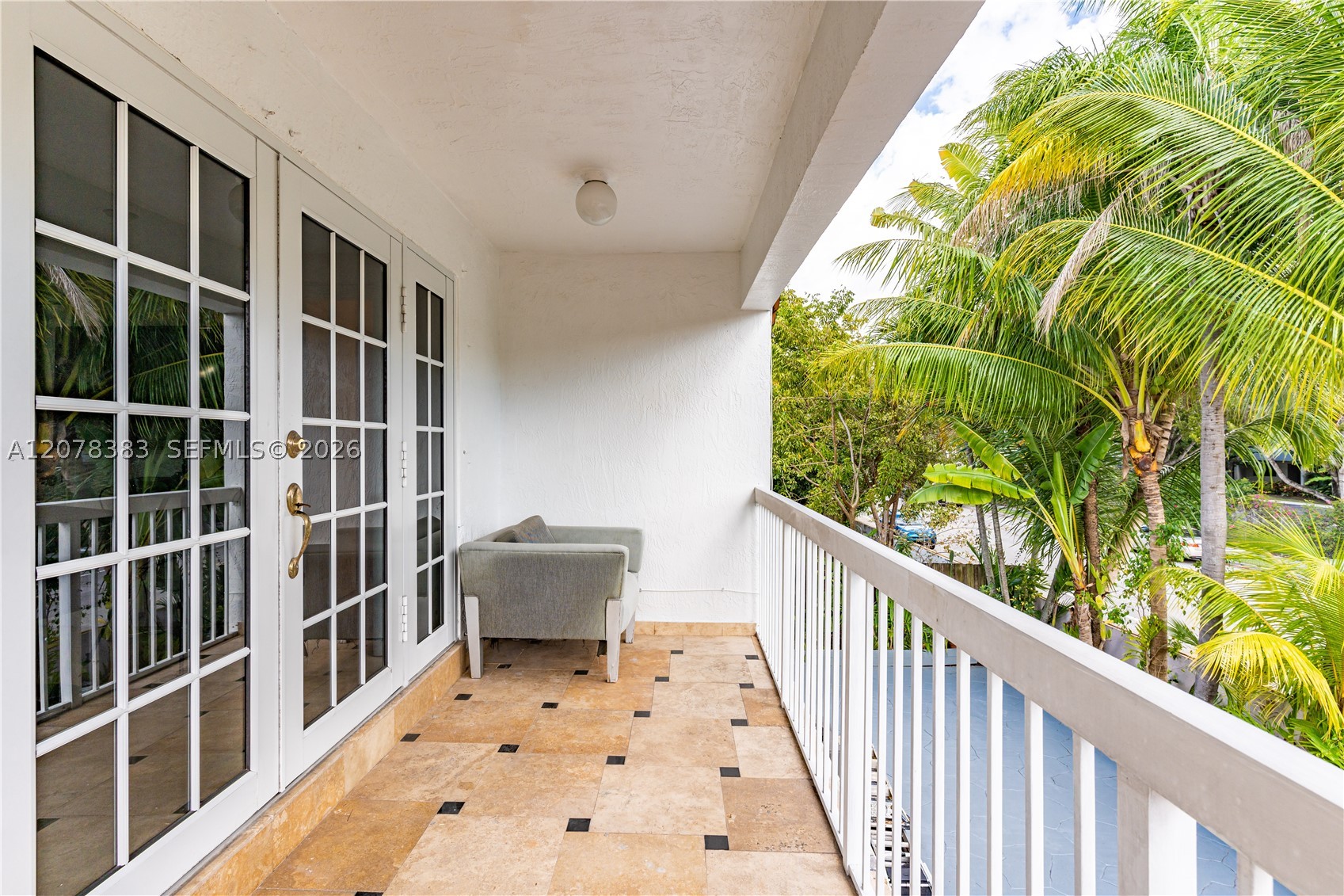 8909 SW 108th Cir Ct, Miami FL 33176