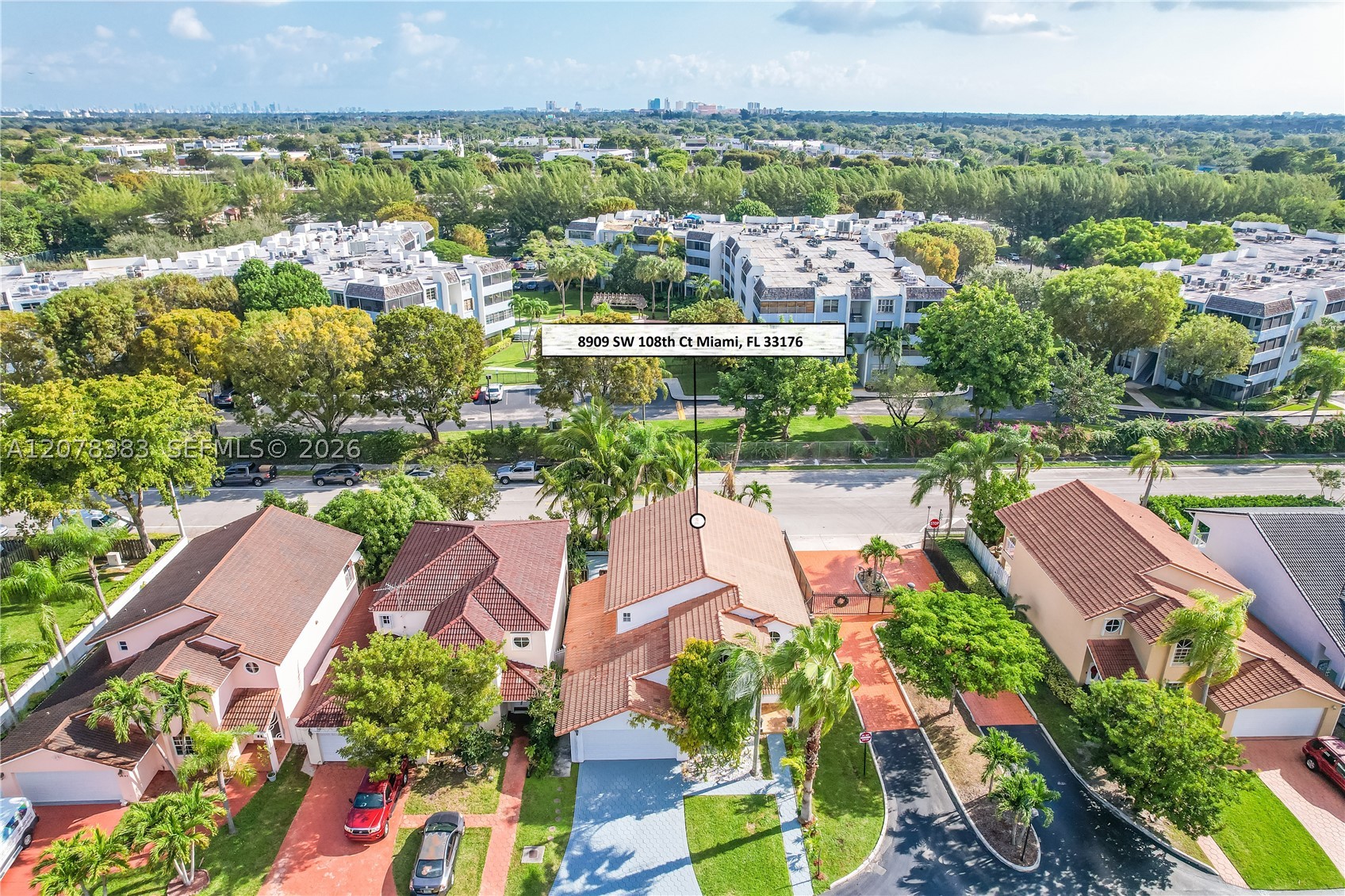 8909 SW 108th Cir Ct, Miami FL 33176