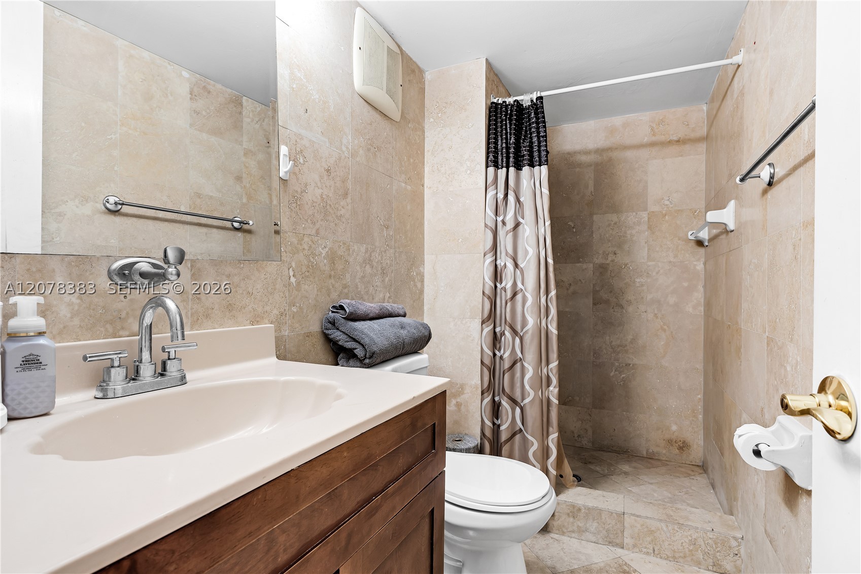 8909 SW 108th Cir Ct, Miami FL 33176