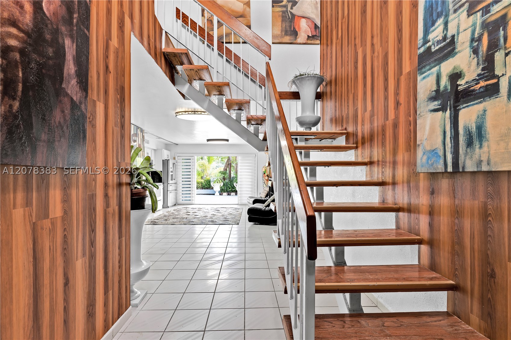 8909 SW 108th Cir Ct, Miami FL 33176