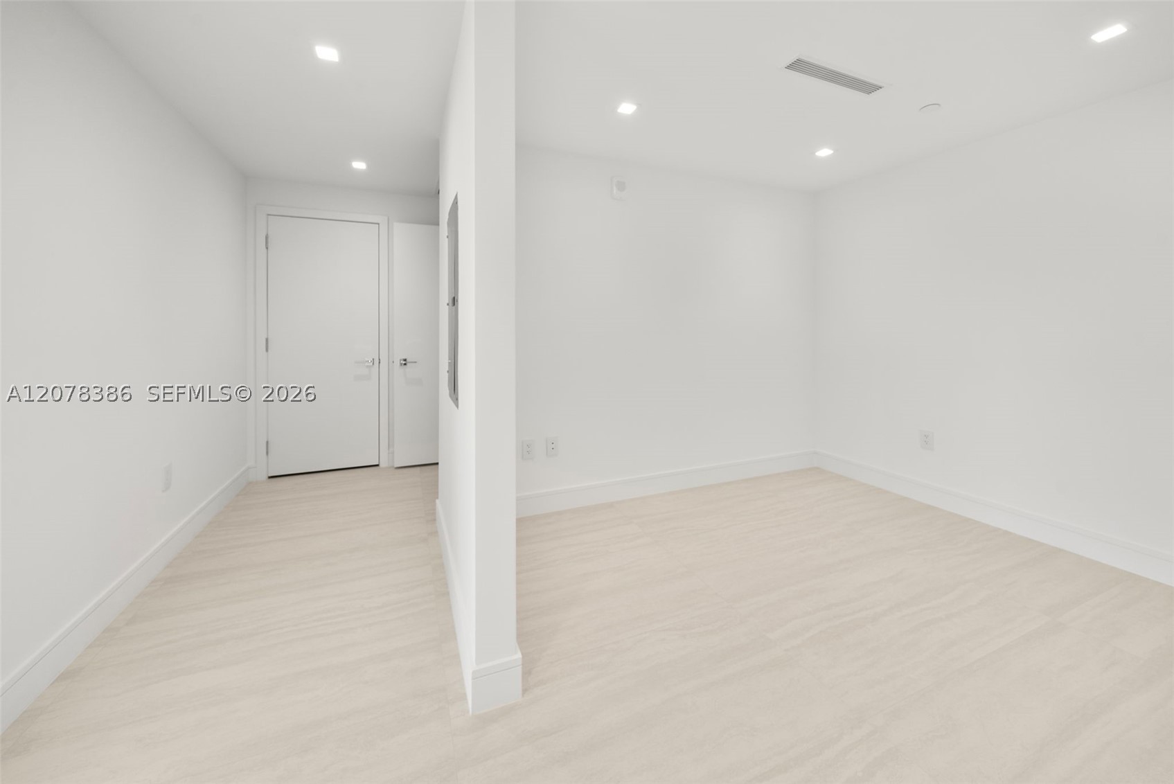 2411 Laguna Cir #311, North Miami FL 33181