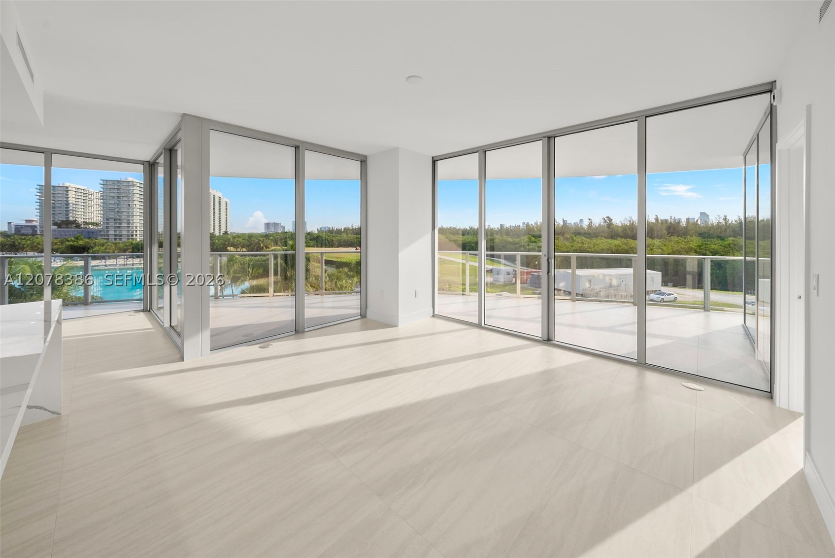 2411 Laguna Cir #311, North Miami FL 33181