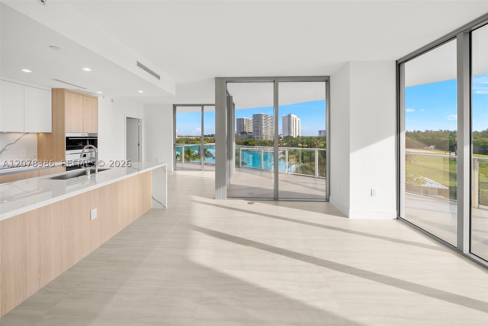 2411 Laguna Cir #311, North Miami FL 33181