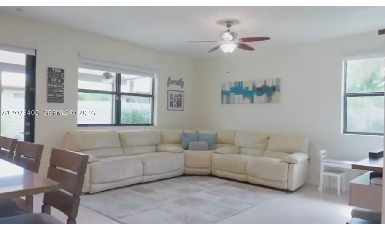 221 SE 35th Ave, Homestead FL 33033