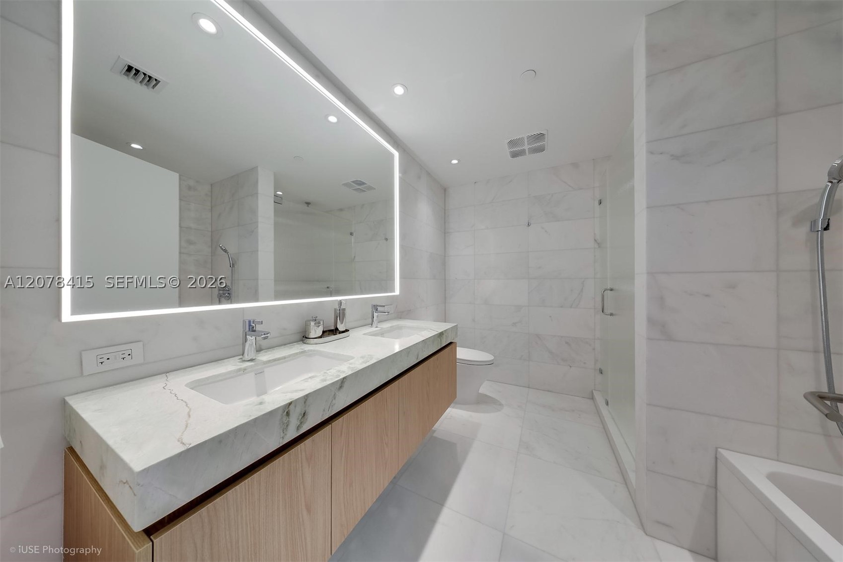 500 ALTON RD #1405, Miami Beach FL 33129