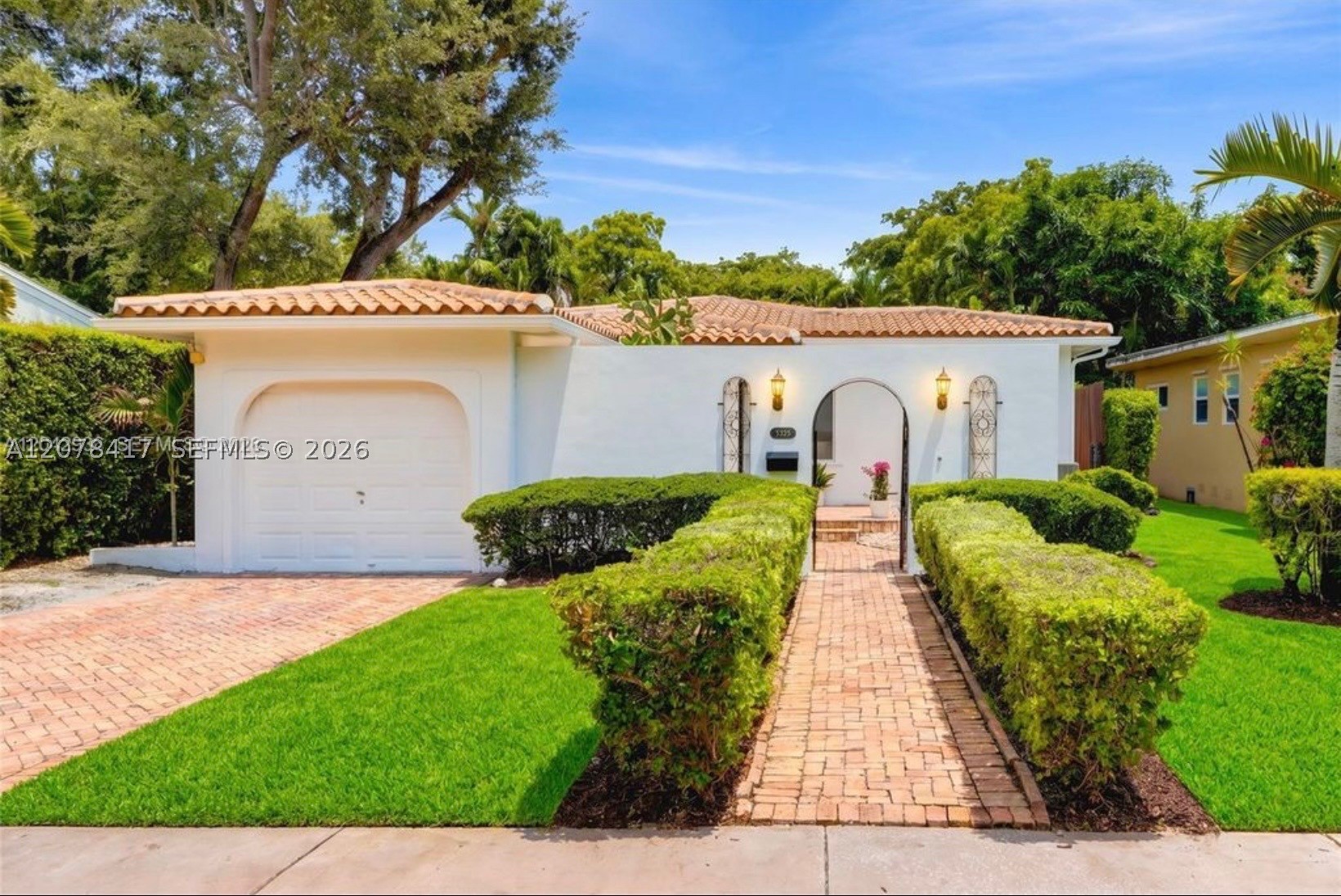 4943 Riviera Dr #-, Coral Gables FL 33146