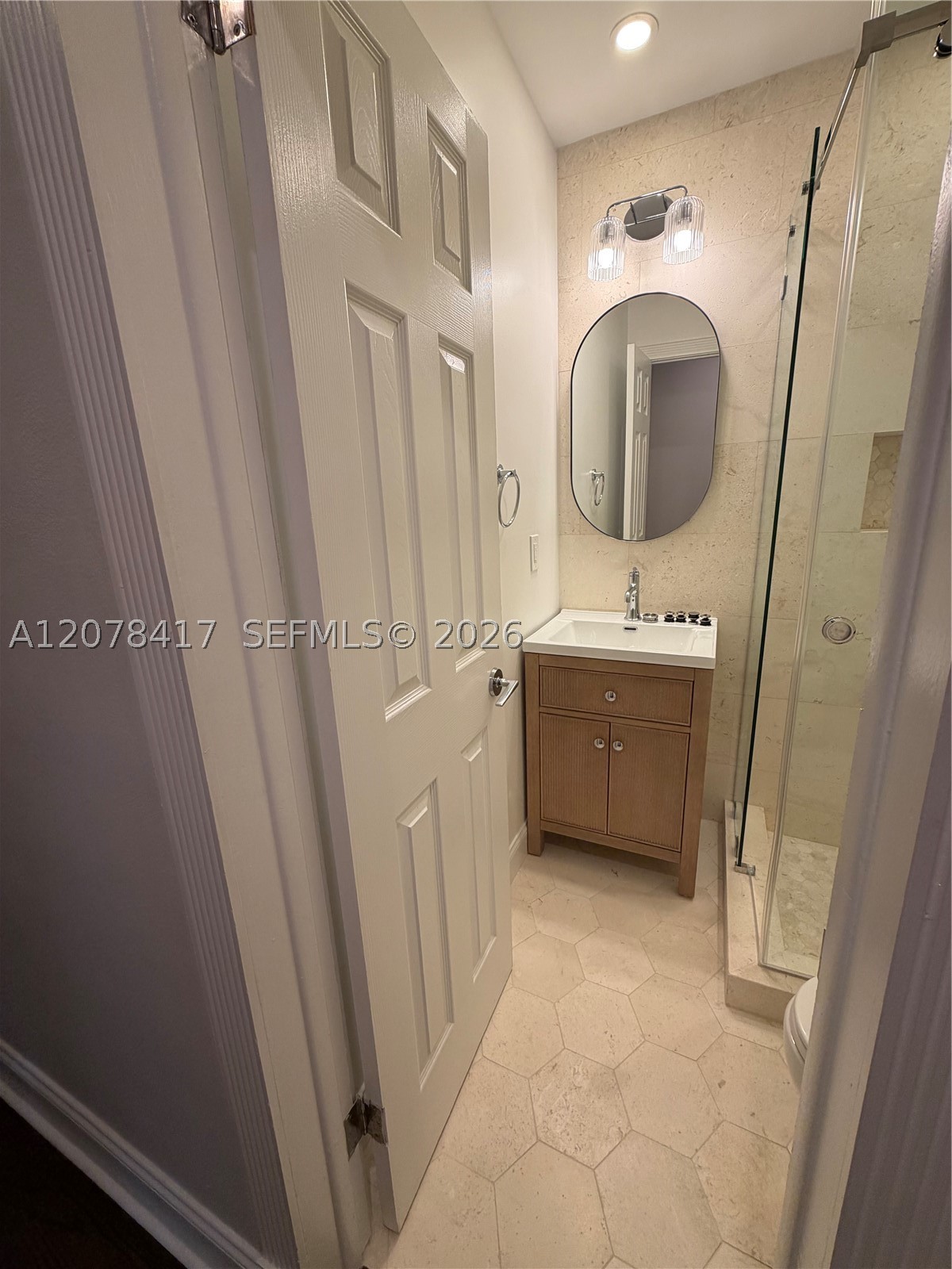 4943 Riviera Dr #-, Coral Gables FL 33146