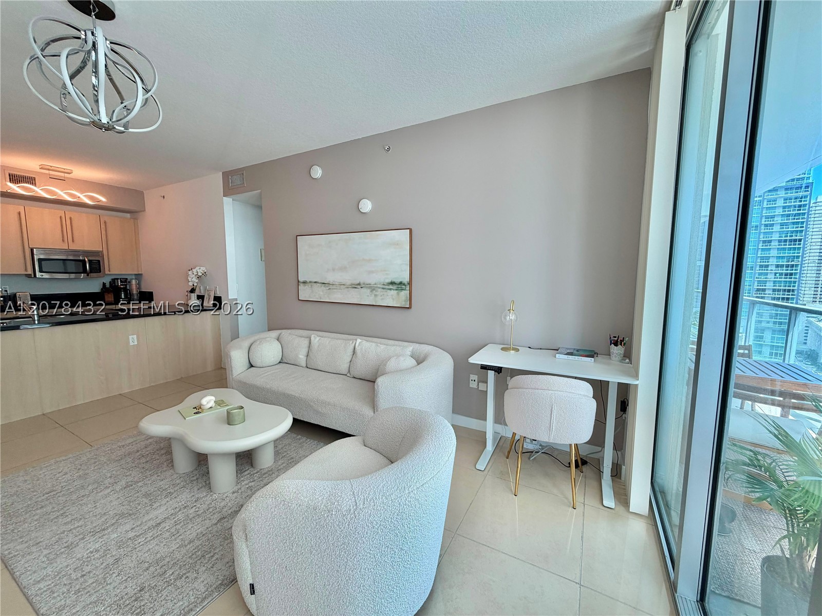 1111 SW 1st Ave #2215-N, Miami FL 33130