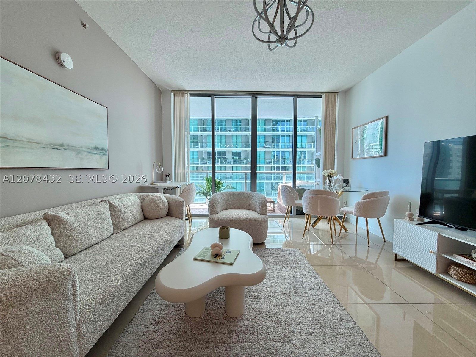 1111 SW 1st Ave #2215-N, Miami FL 33130