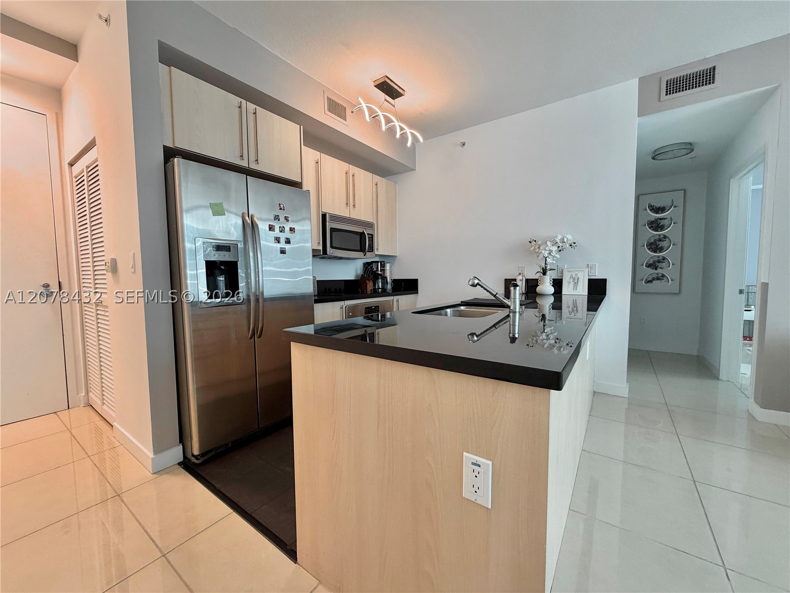 1111 SW 1st Ave #2215-N, Miami FL 33130