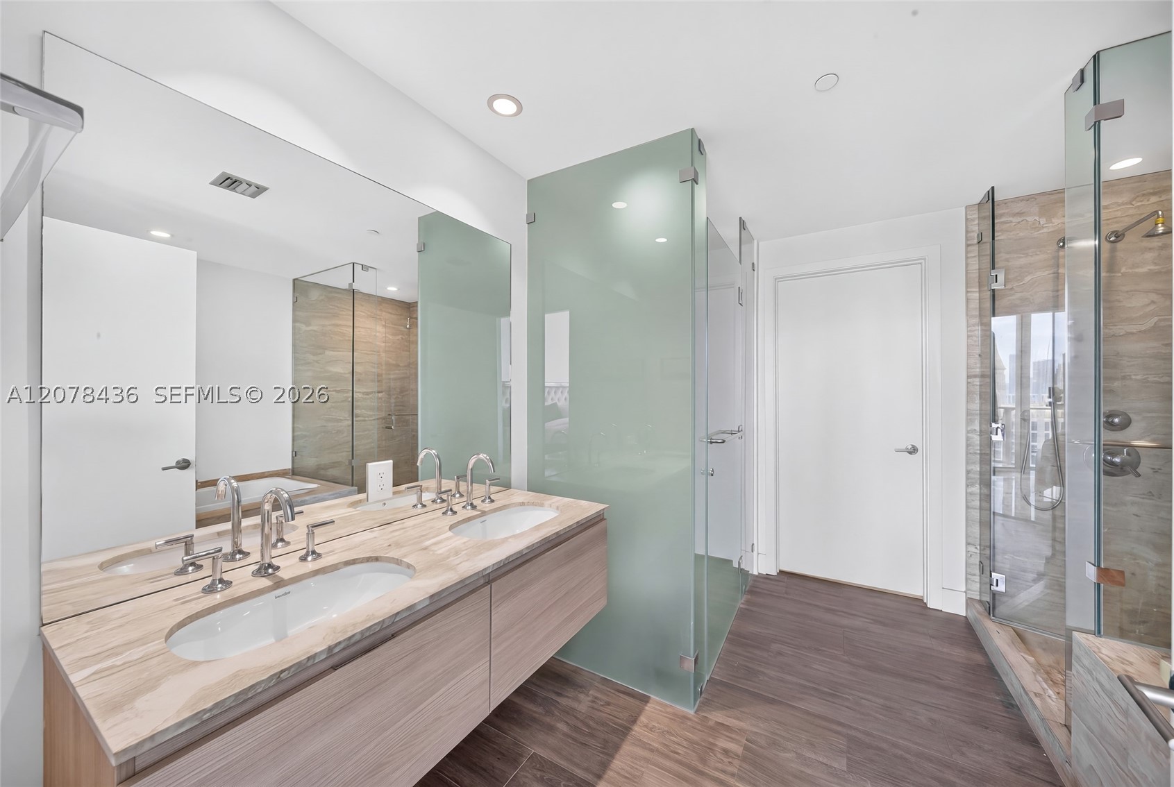 2900 NE 7th Ave #2209, Miami FL 33137