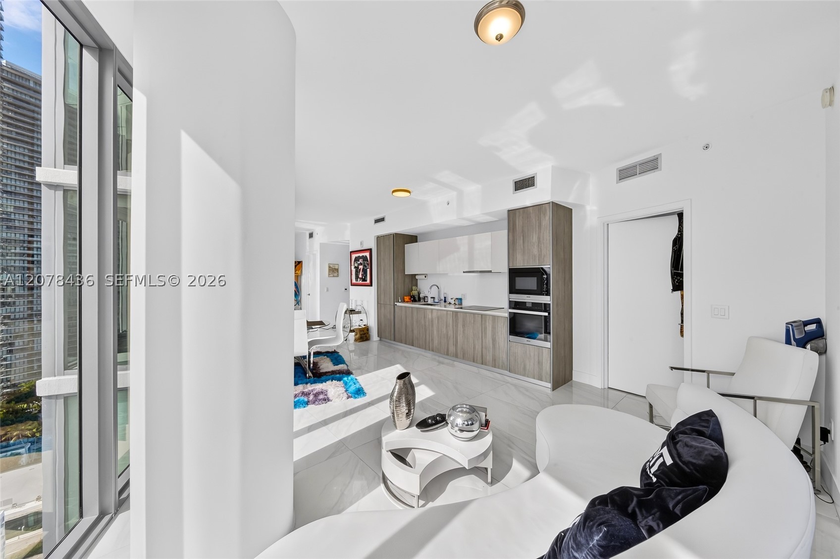 2900 NE 7th Ave #2209, Miami FL 33137
