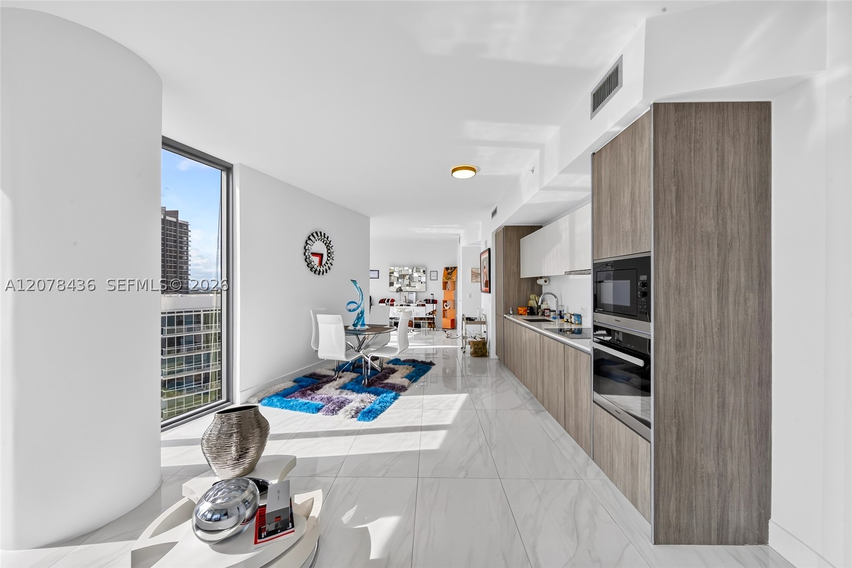 2900 NE 7th Ave #2209, Miami FL 33137