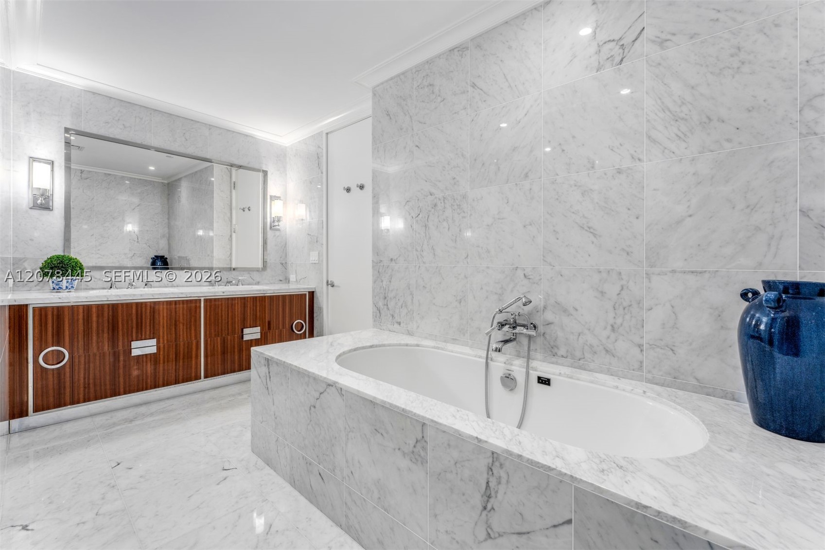 15701 Collins Ave #3803, Sunny Isles Beach FL 33160