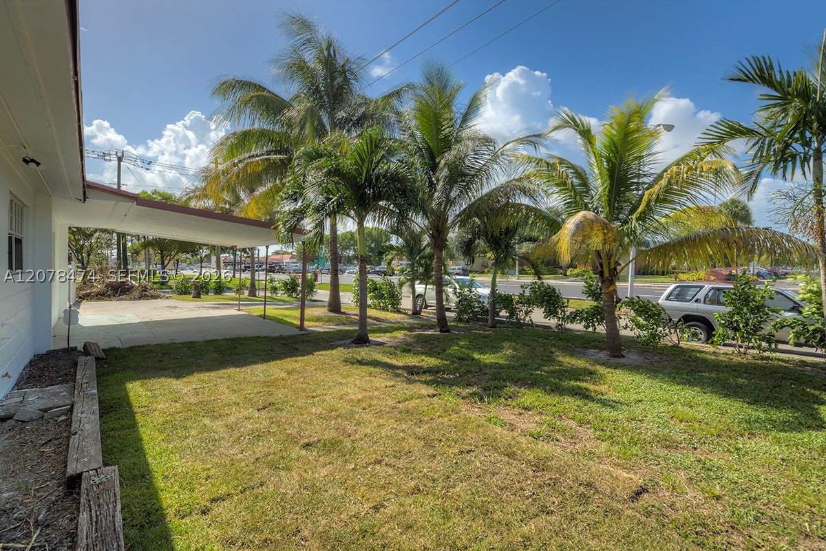 160 NW 199th St #1, Miami Gardens FL 33169