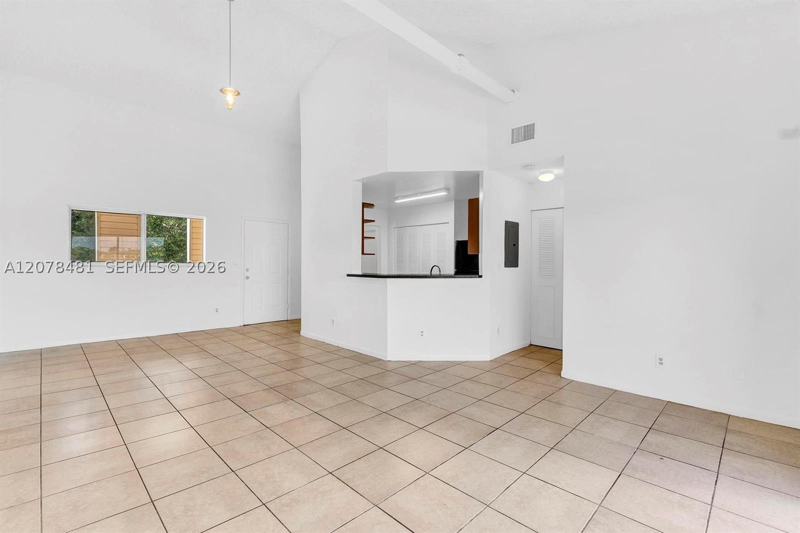 3449 NW 44th St #205, Oakland Park FL 33309