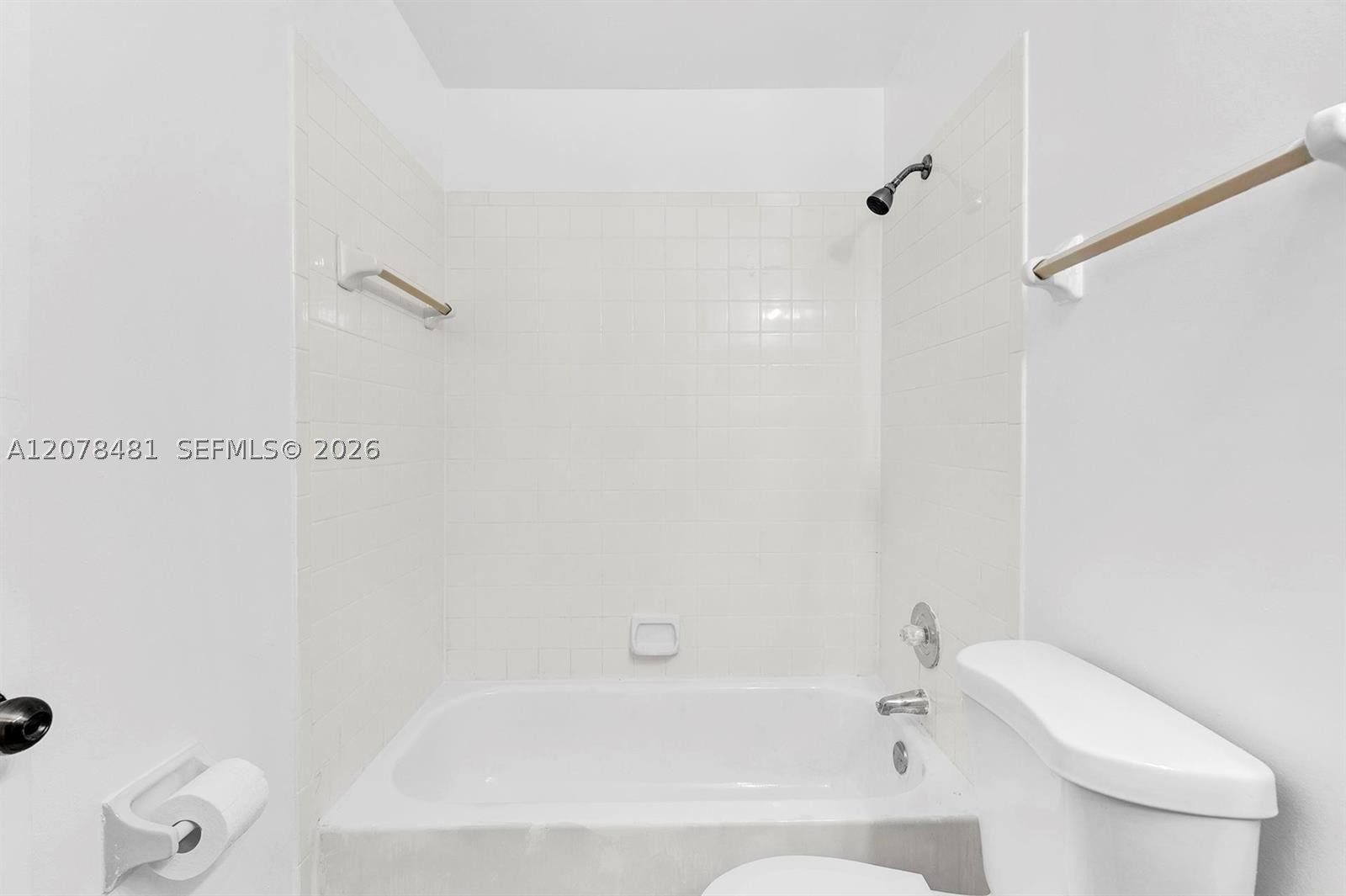 3449 NW 44th St #205, Oakland Park FL 33309