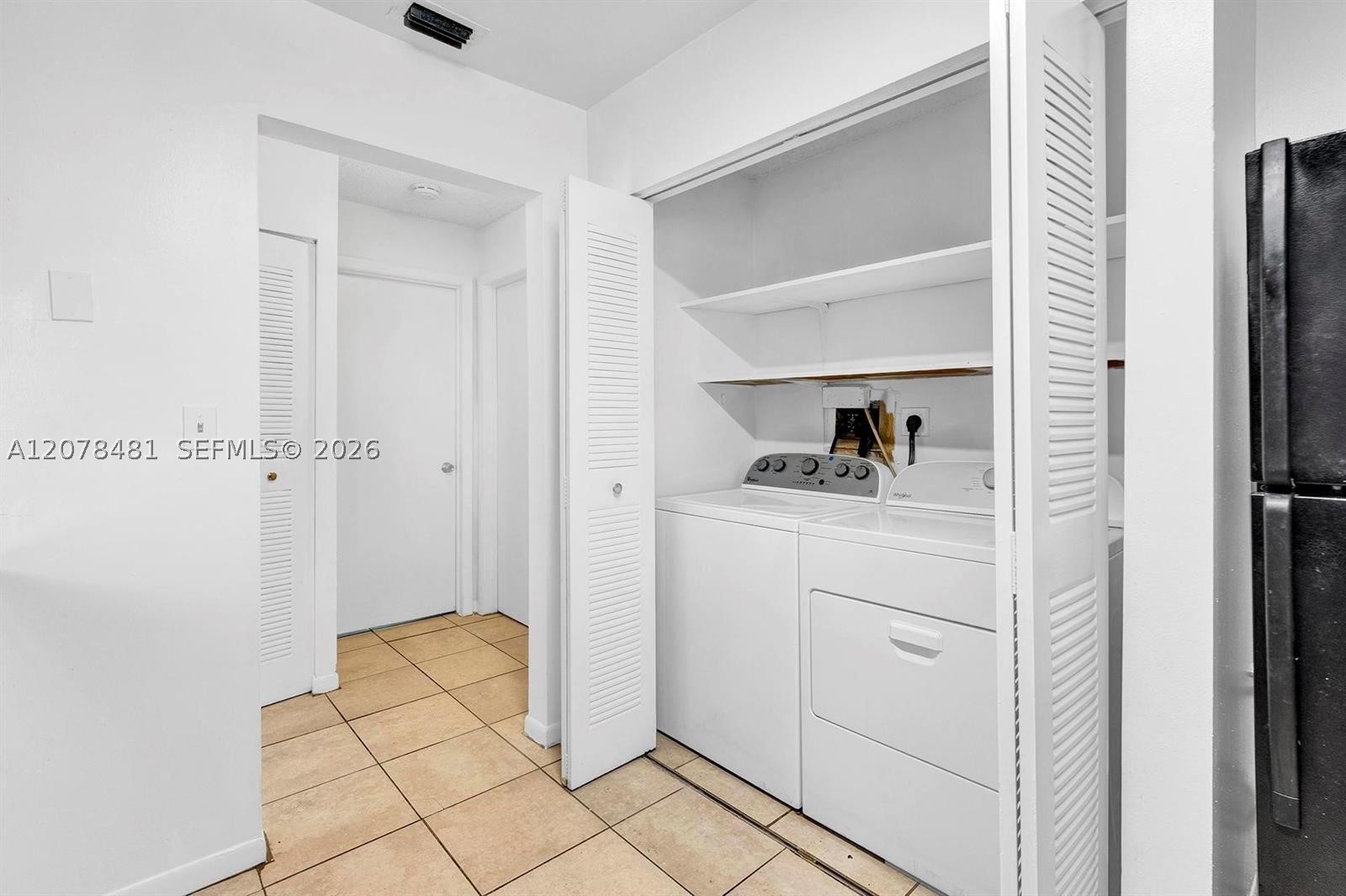 3449 NW 44th St #205, Oakland Park FL 33309