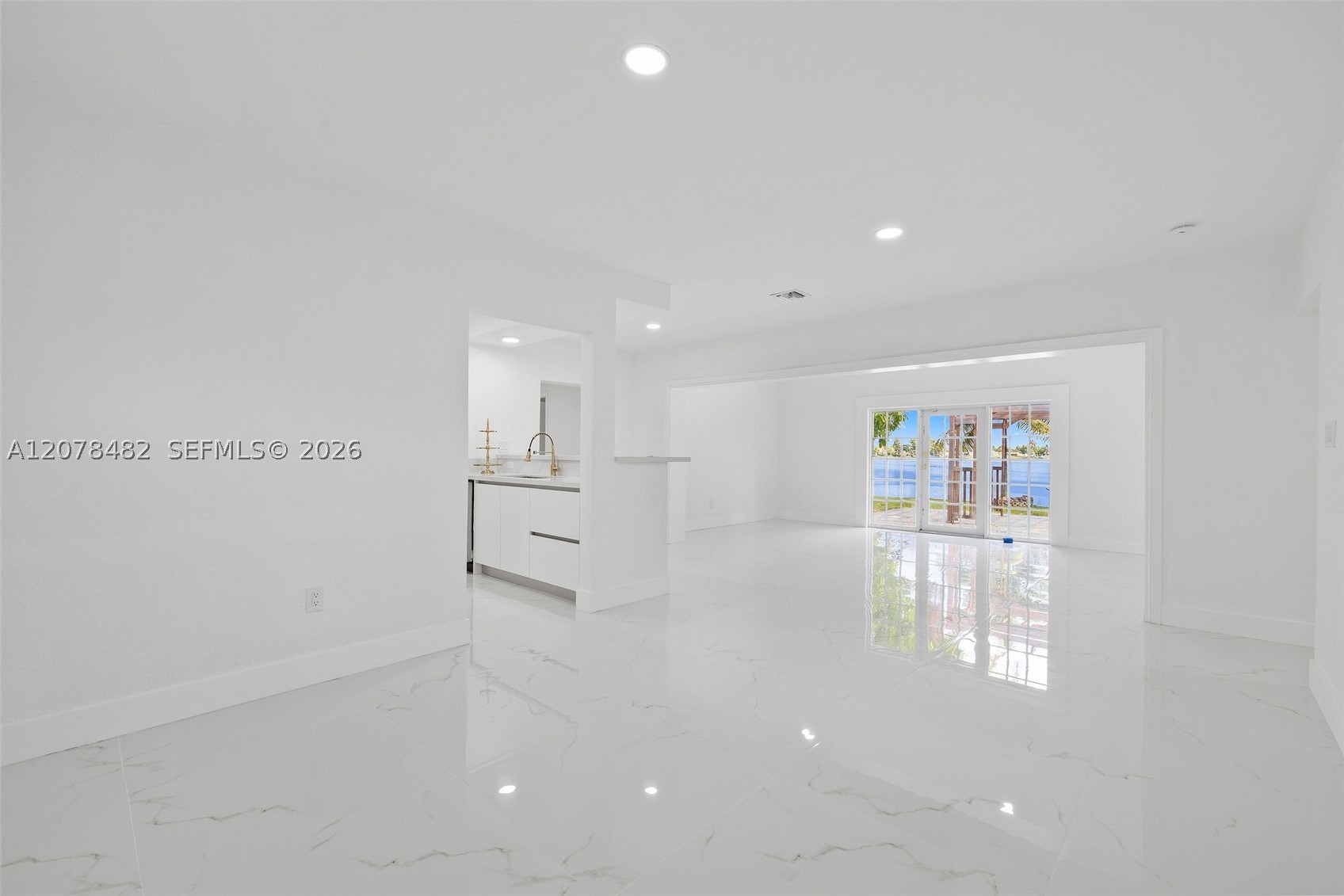 10901 SW 47th Ter, Miami FL 33165