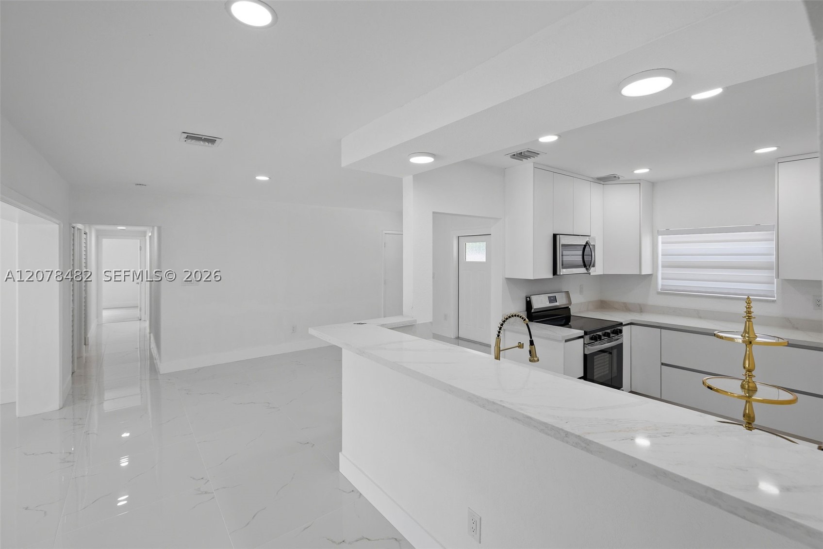 10901 SW 47th Ter, Miami FL 33165