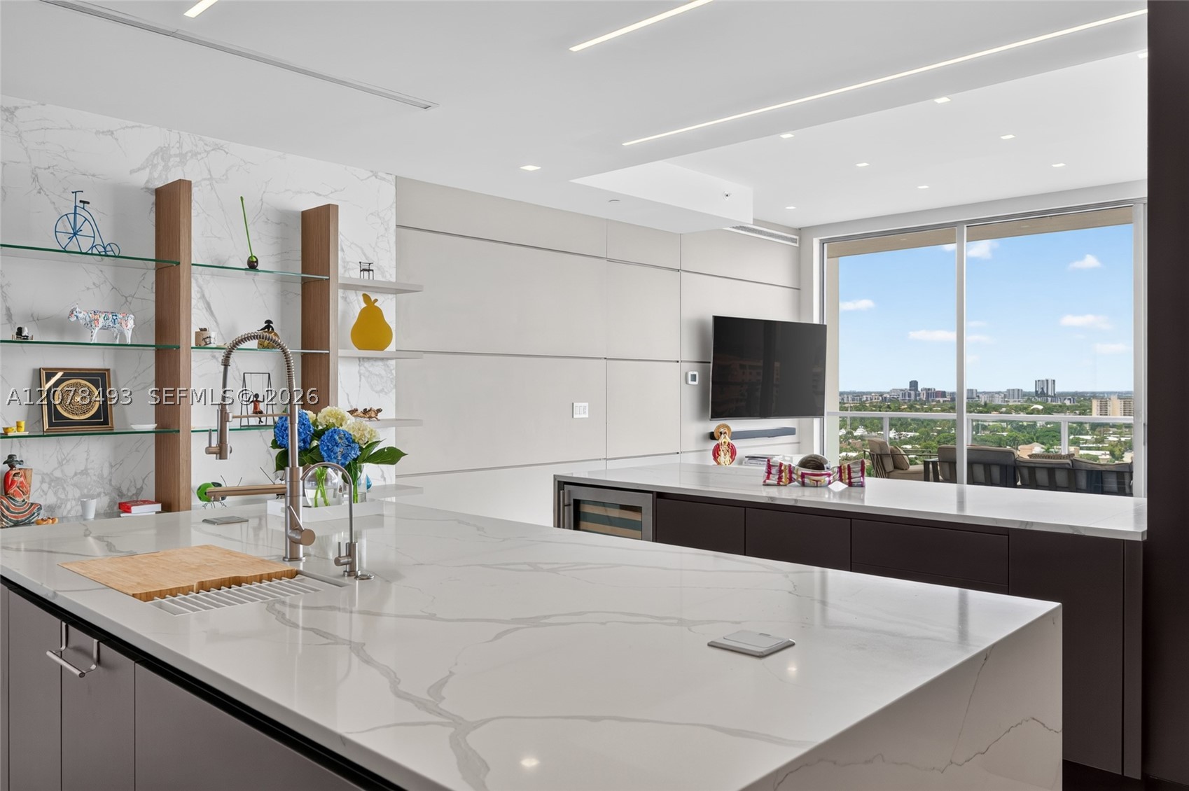 920 Intracoastal Dr #PH2, Fort Lauderdale FL 33304