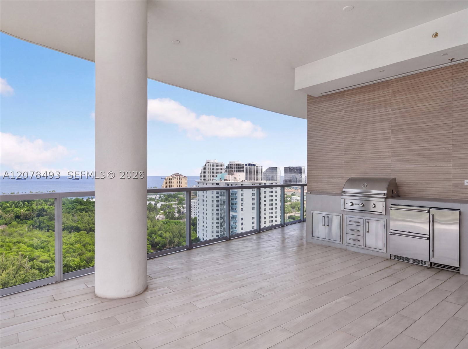 920 Intracoastal Dr #PH2, Fort Lauderdale FL 33304