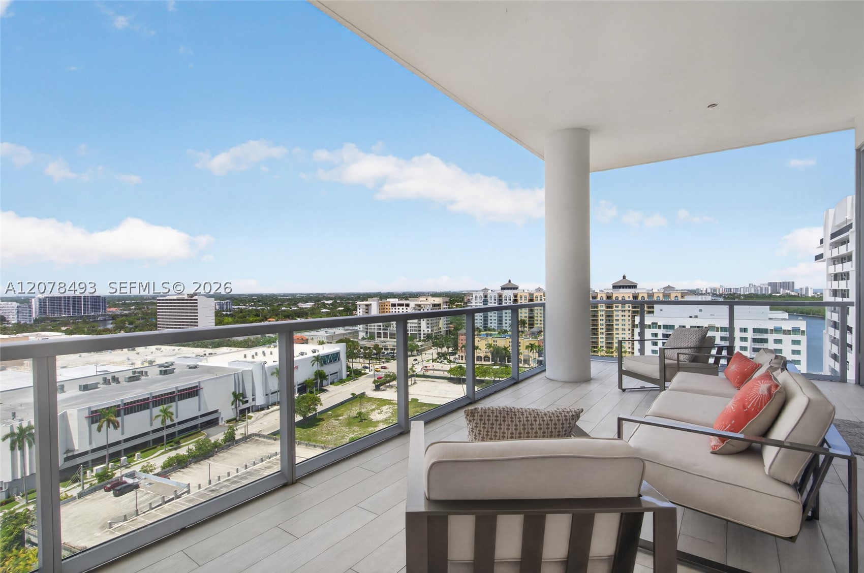 920 Intracoastal Dr #PH2, Fort Lauderdale FL 33304