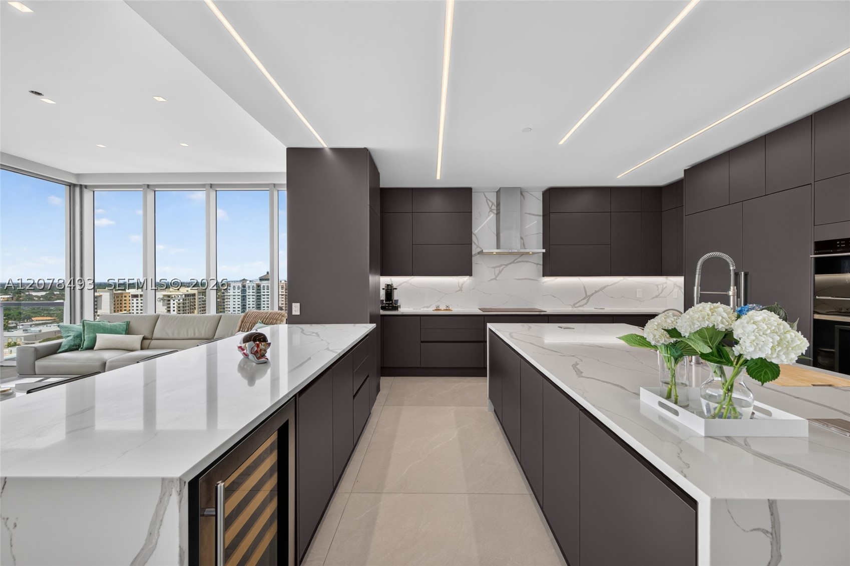 920 Intracoastal Dr #PH2, Fort Lauderdale FL 33304