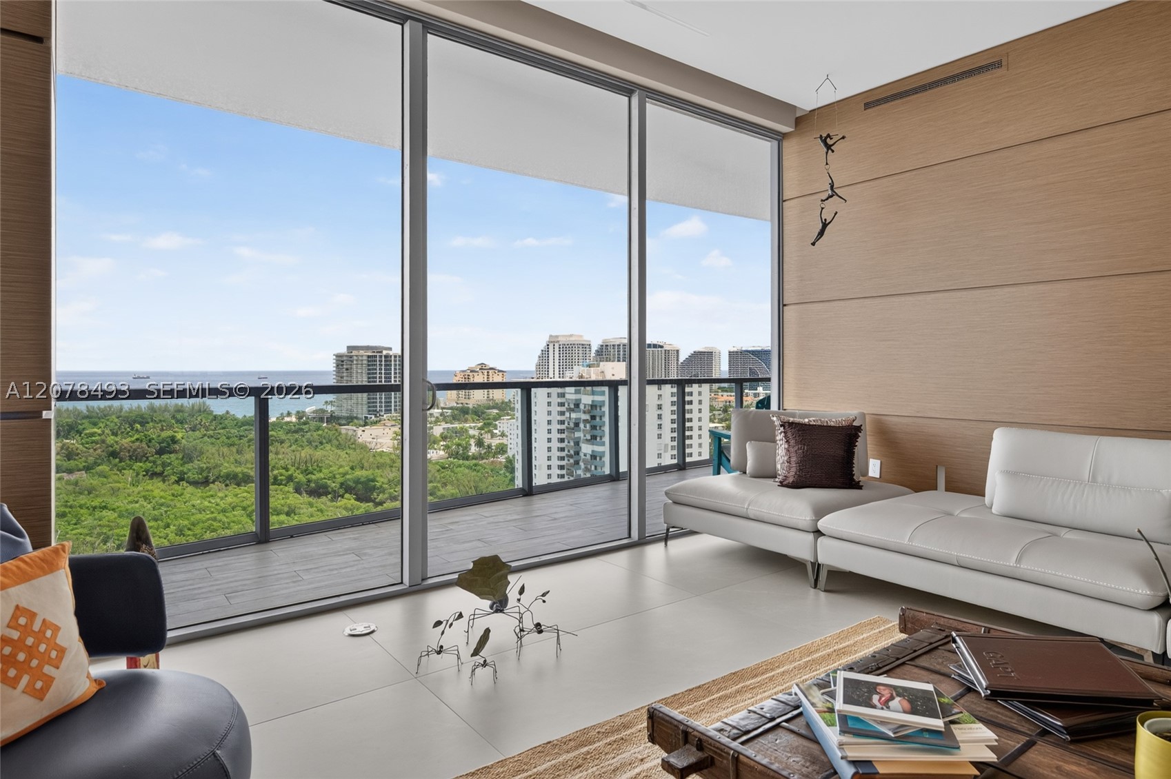 920 Intracoastal Dr #PH2, Fort Lauderdale FL 33304