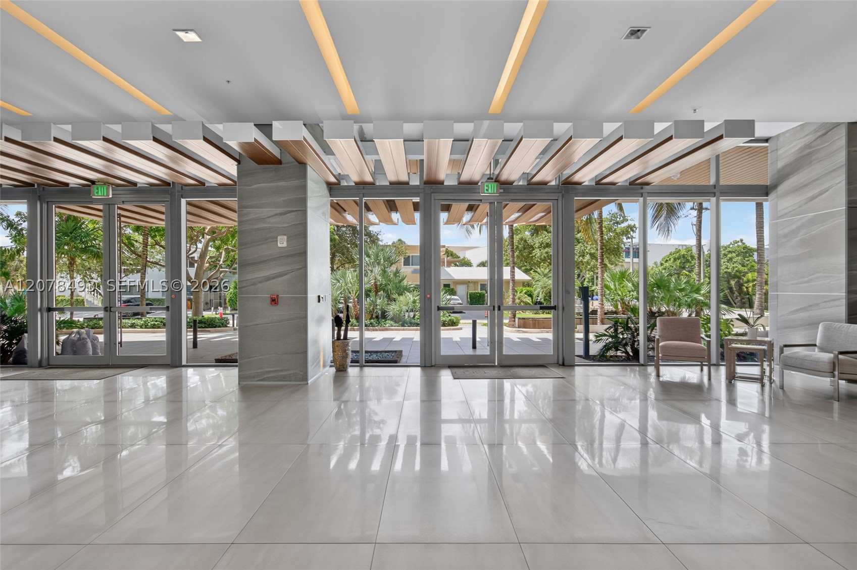 920 Intracoastal Dr #PH2, Fort Lauderdale FL 33304