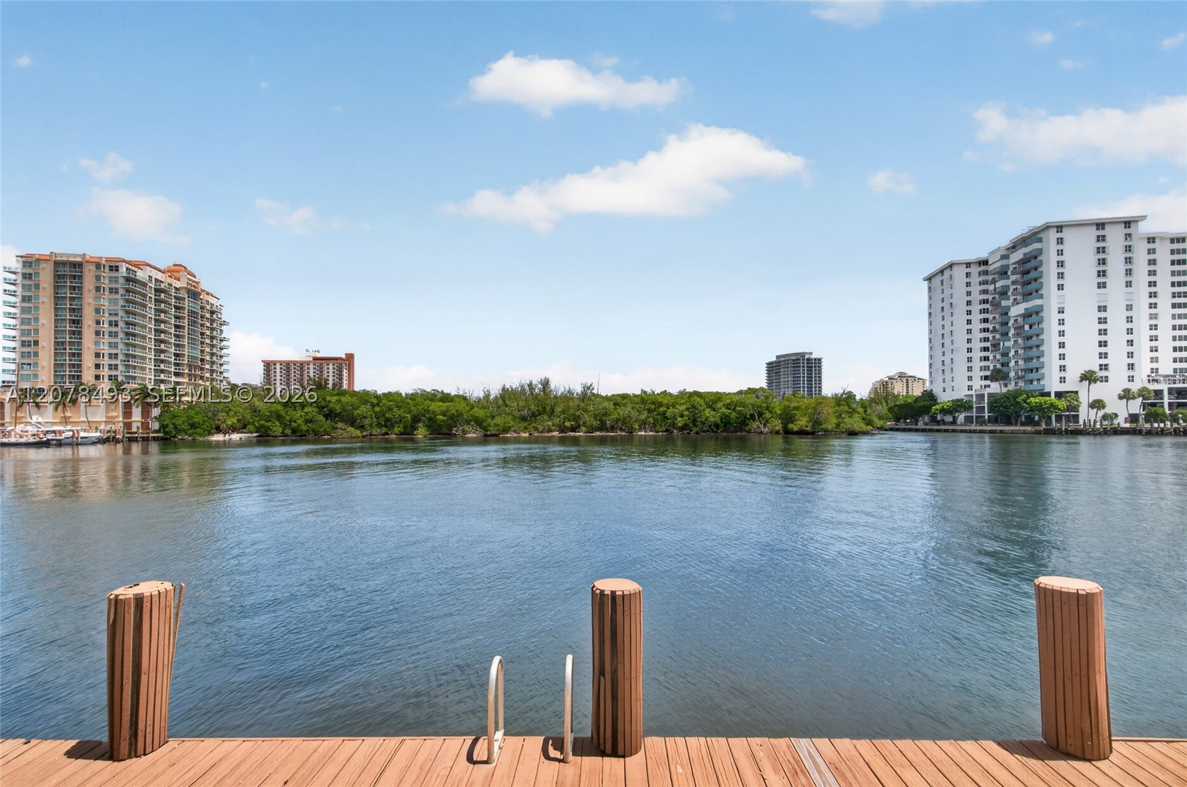 920 Intracoastal Dr #PH2, Fort Lauderdale FL 33304