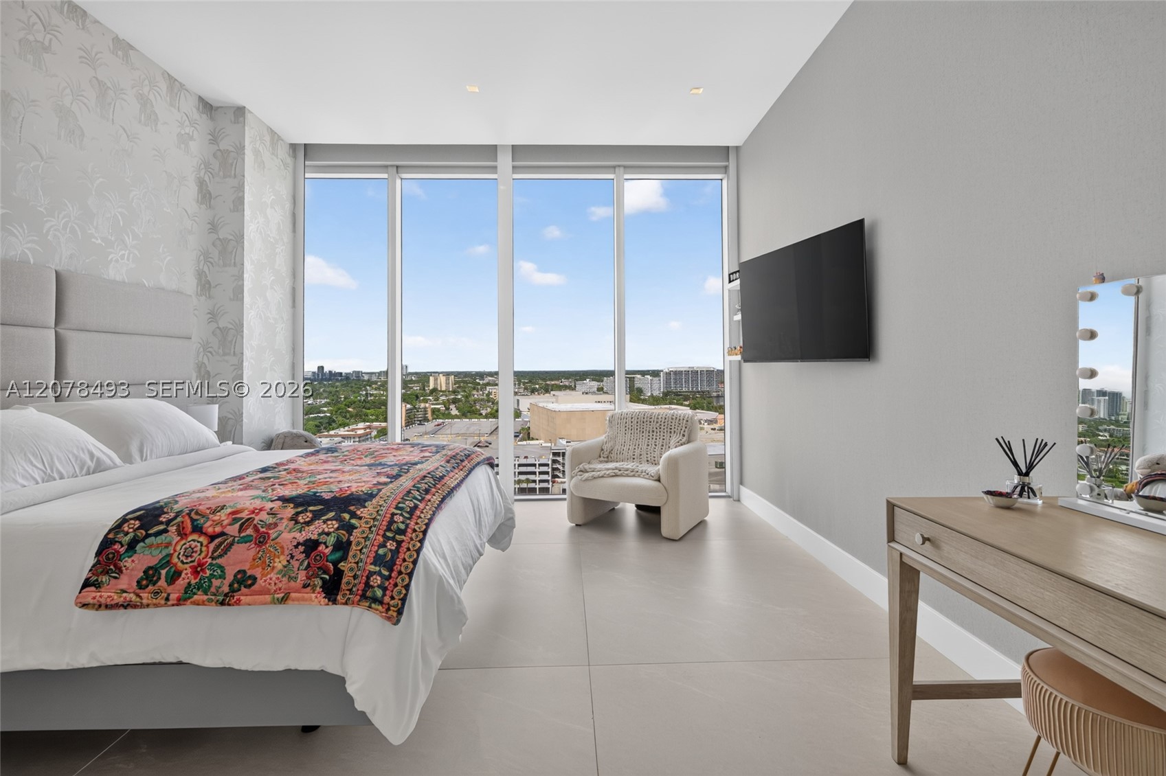 920 Intracoastal Dr #PH2, Fort Lauderdale FL 33304