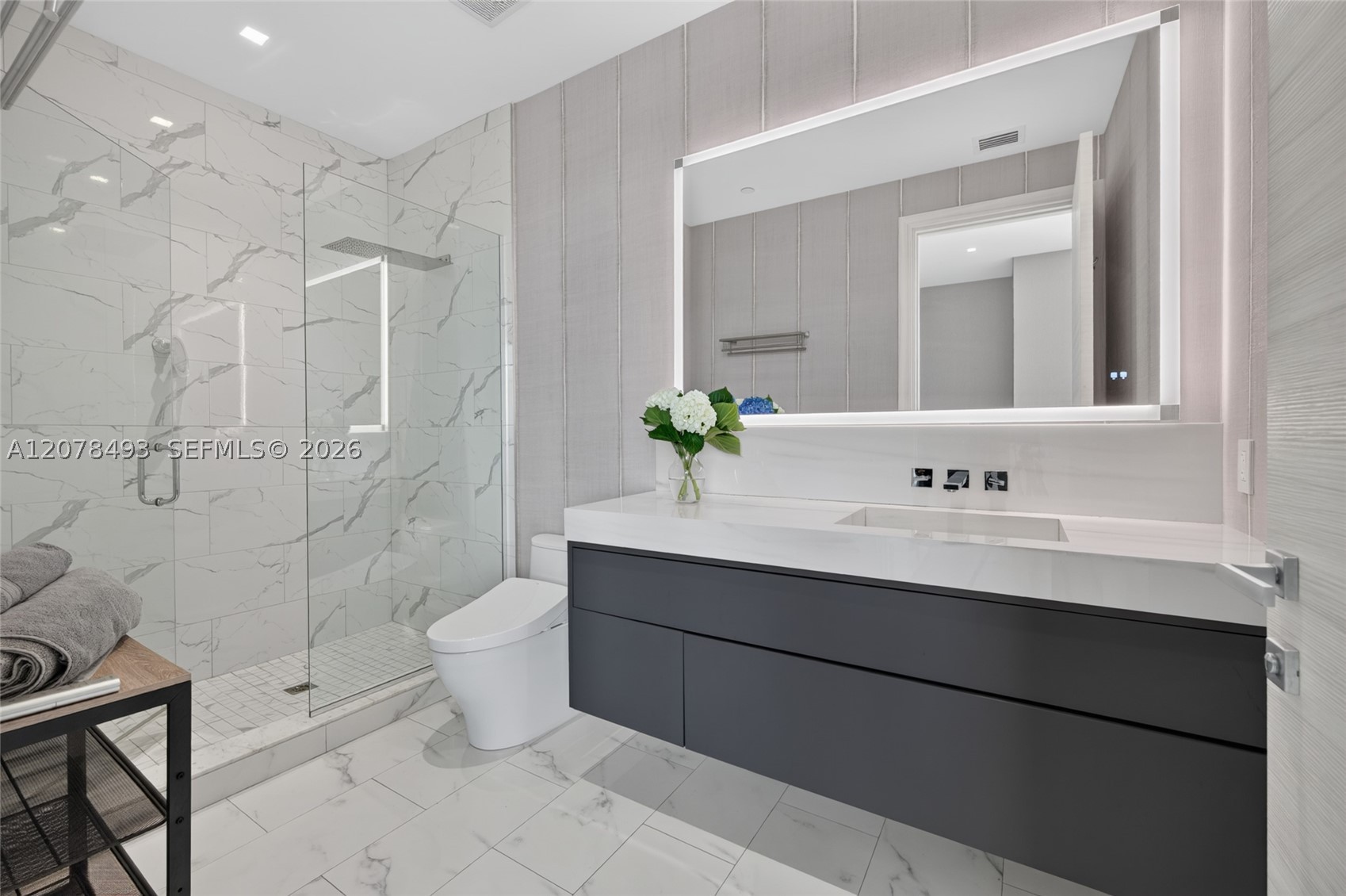 920 Intracoastal Dr #PH2, Fort Lauderdale FL 33304
