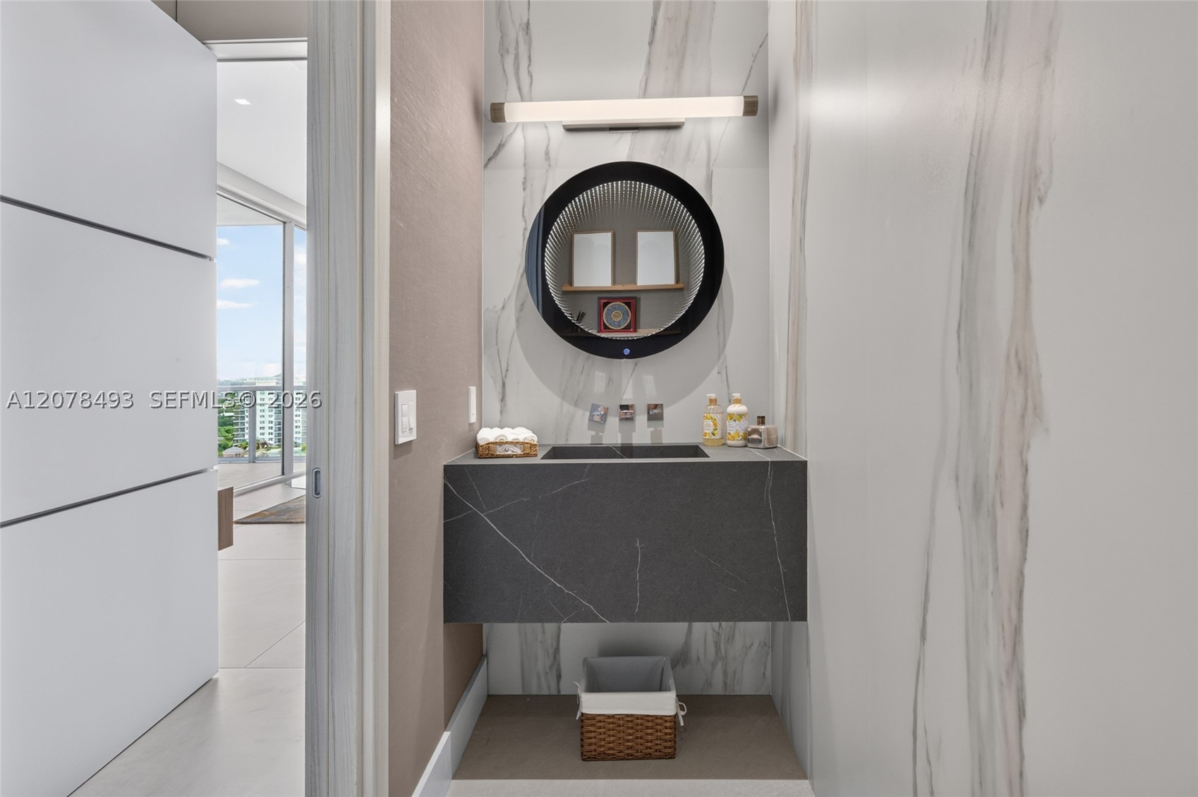 920 Intracoastal Dr #PH2, Fort Lauderdale FL 33304