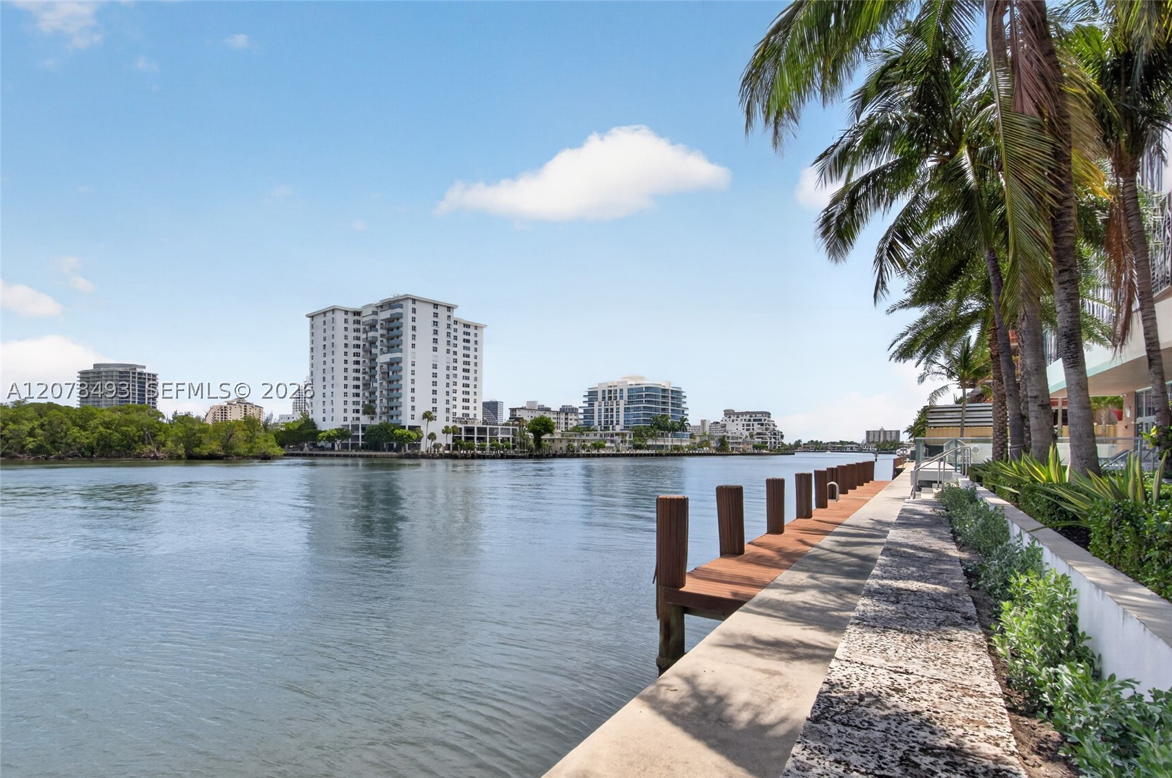 920 Intracoastal Dr #PH2, Fort Lauderdale FL 33304