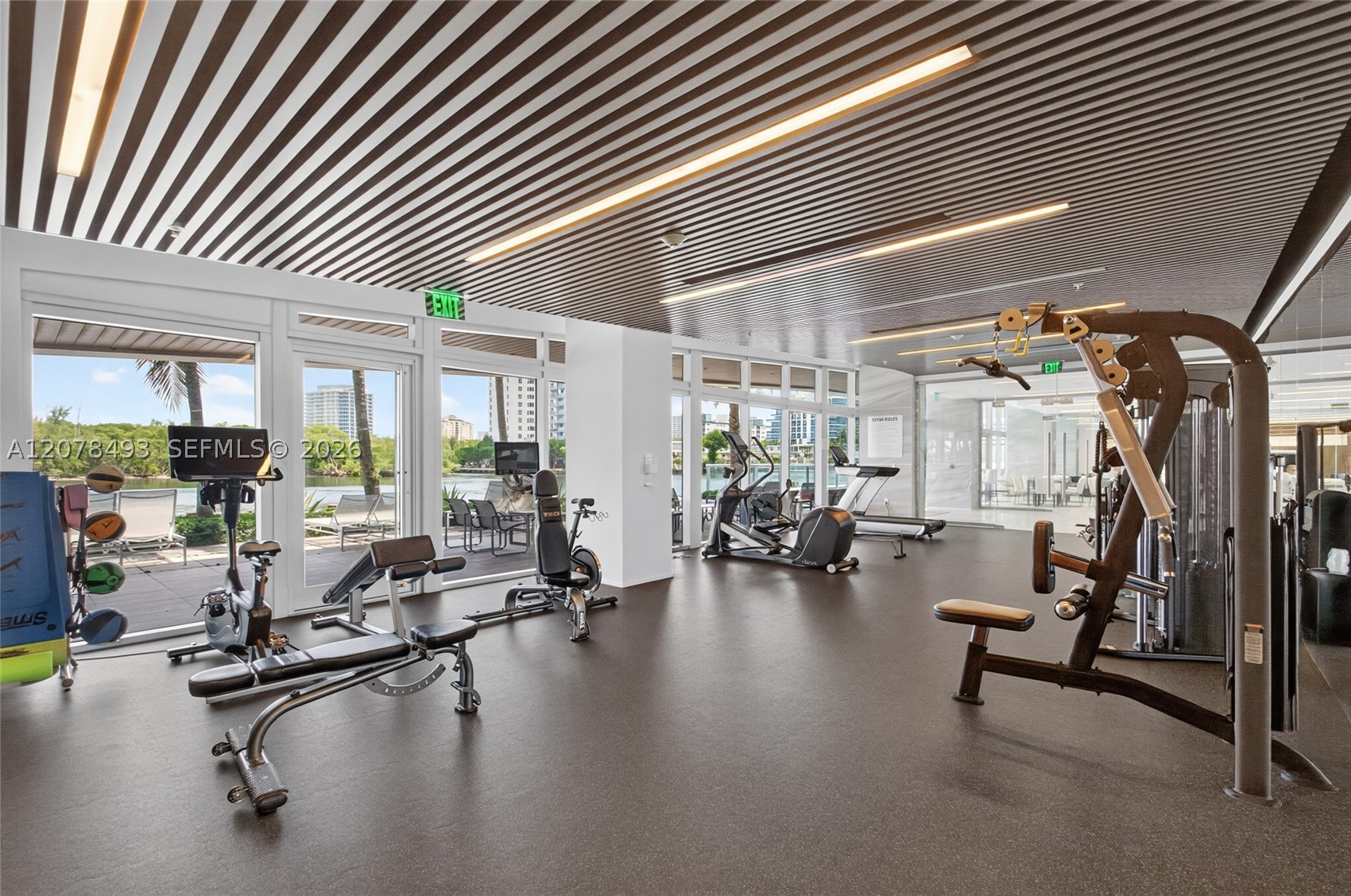 920 Intracoastal Dr #PH2, Fort Lauderdale FL 33304