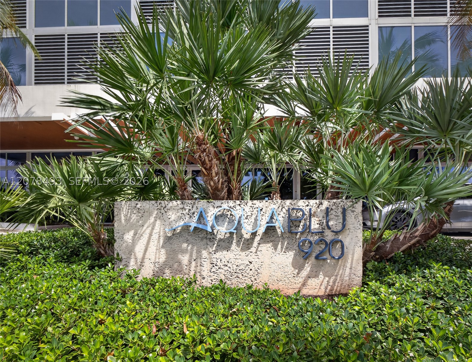 920 Intracoastal Dr #PH2, Fort Lauderdale FL 33304