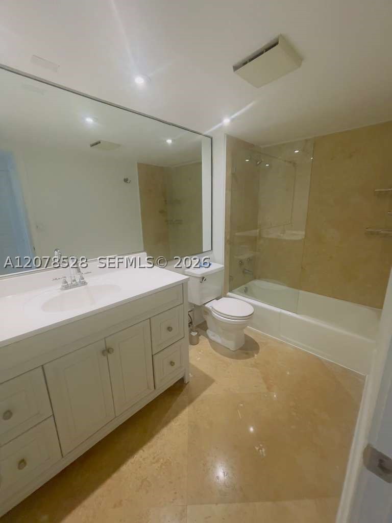 780 NE 69th St #1507, Miami FL 33138