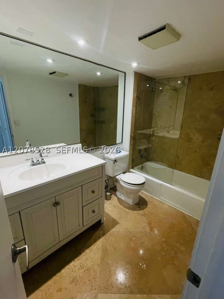 780 NE 69th St #1507, Miami FL 33138