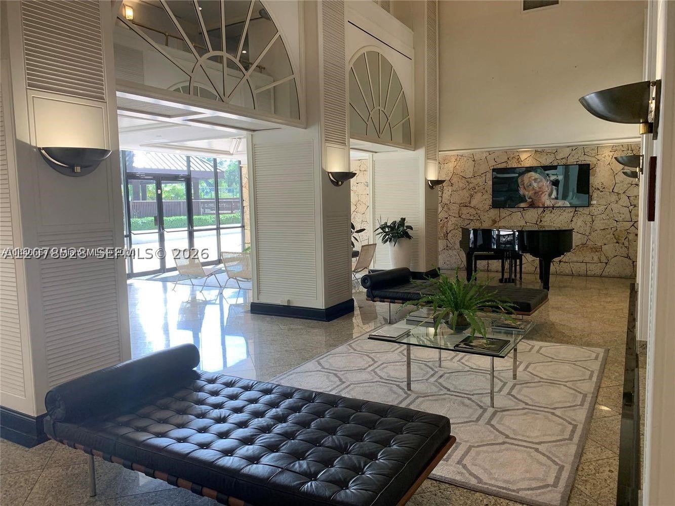 780 NE 69th St #1507, Miami FL 33138