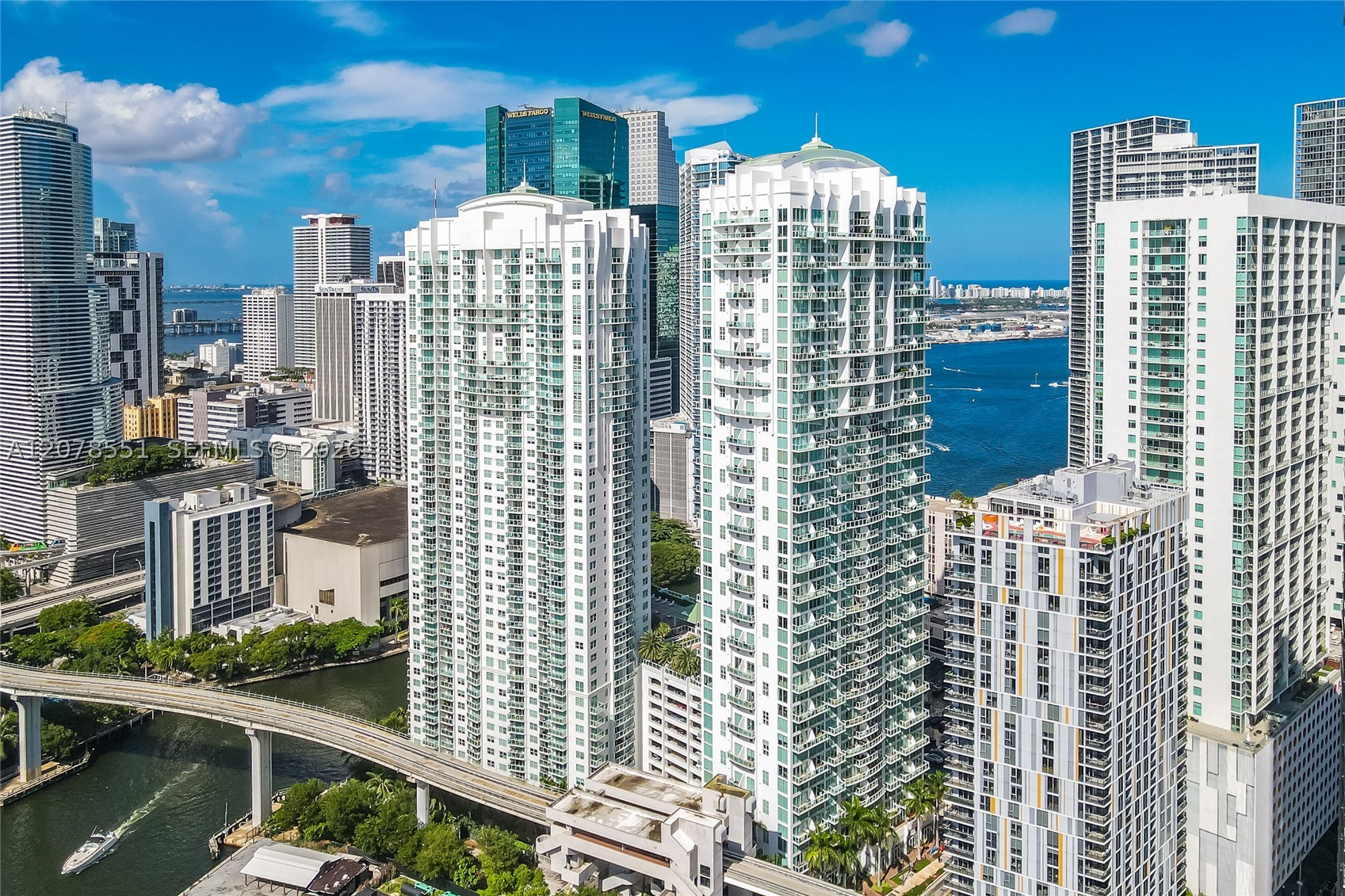 41 SE 5th St #1117, Miami FL 33131