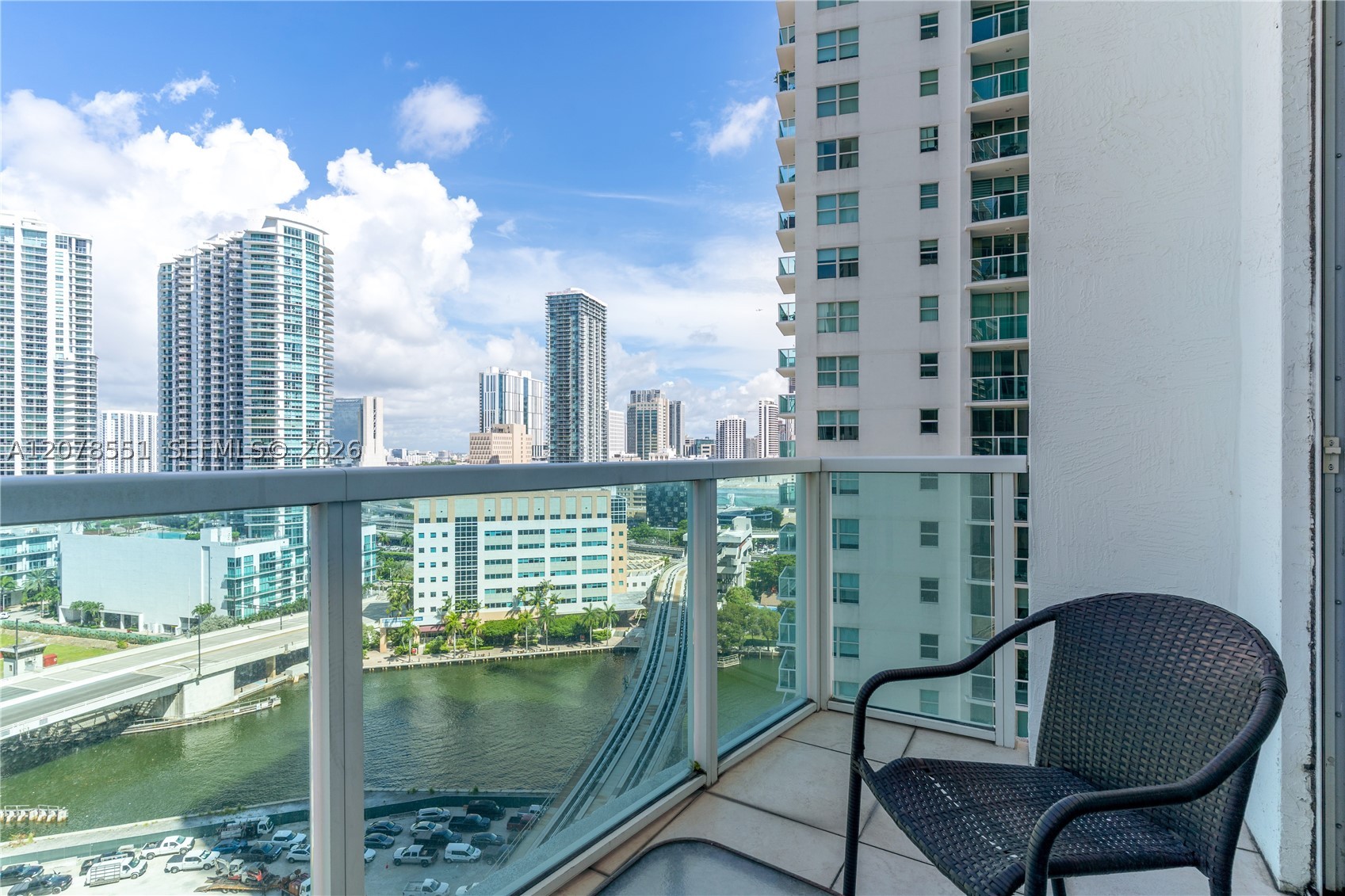 41 SE 5th St #1117, Miami FL 33131