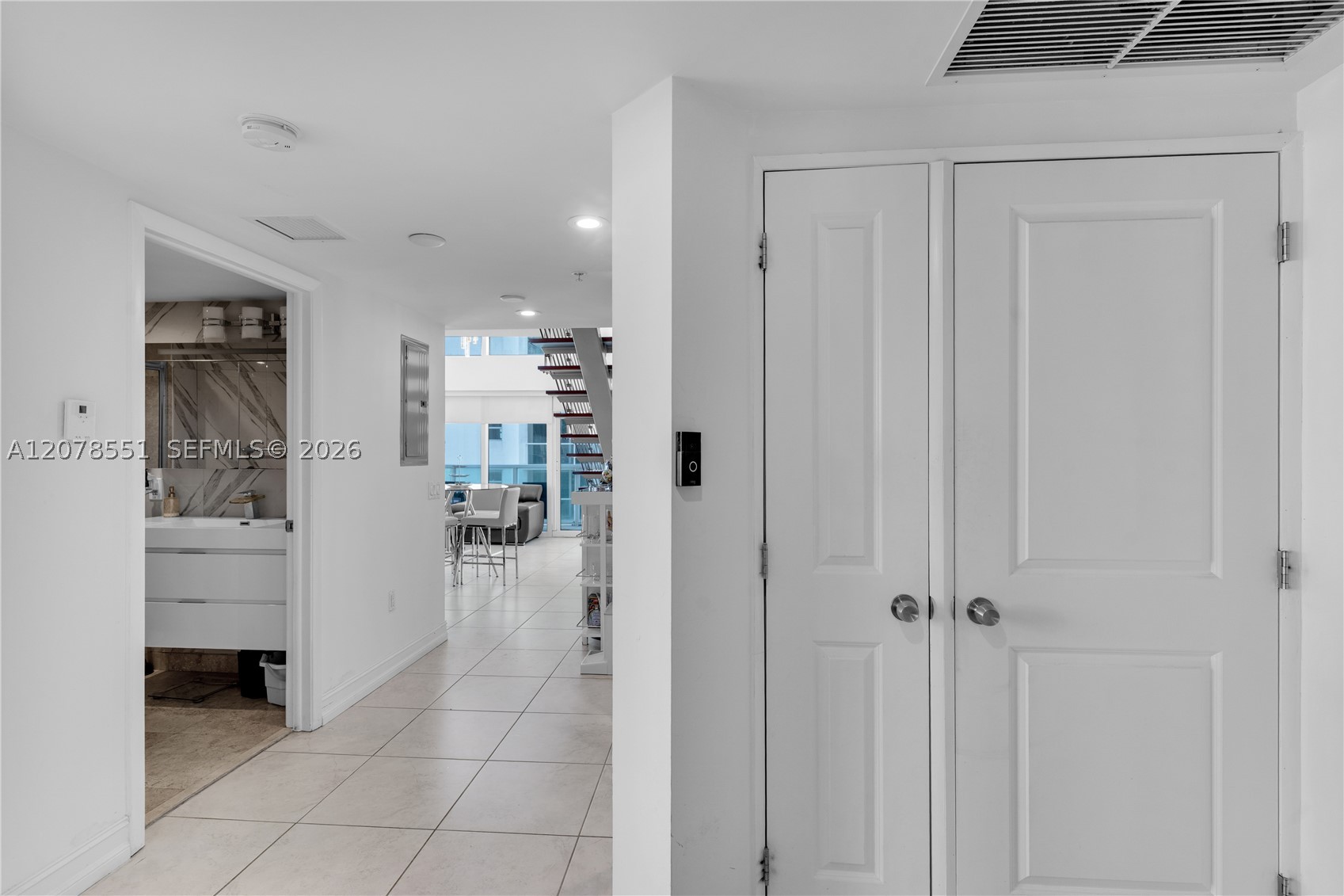 41 SE 5th St #1117, Miami FL 33131