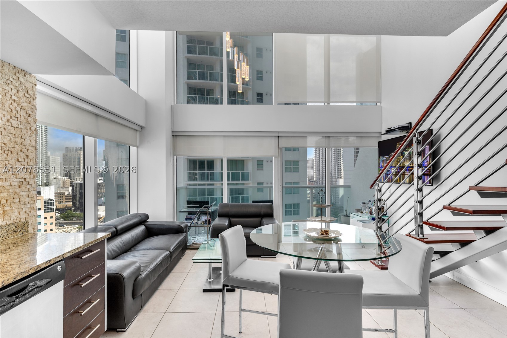 41 SE 5th St #1117, Miami FL 33131