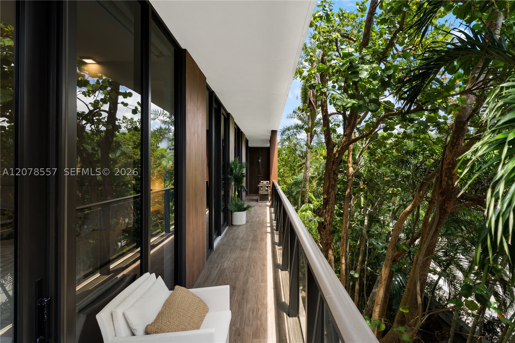 3581 E Glencoe Street #202, Miami FL 33133