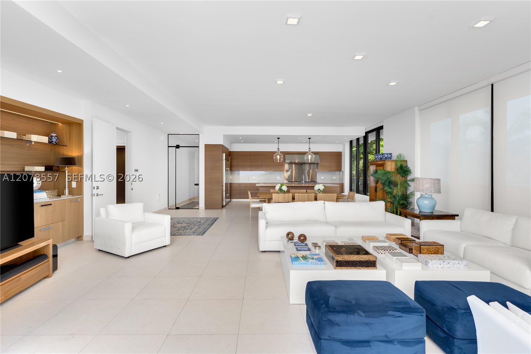 3581 E Glencoe Street #202, Miami FL 33133