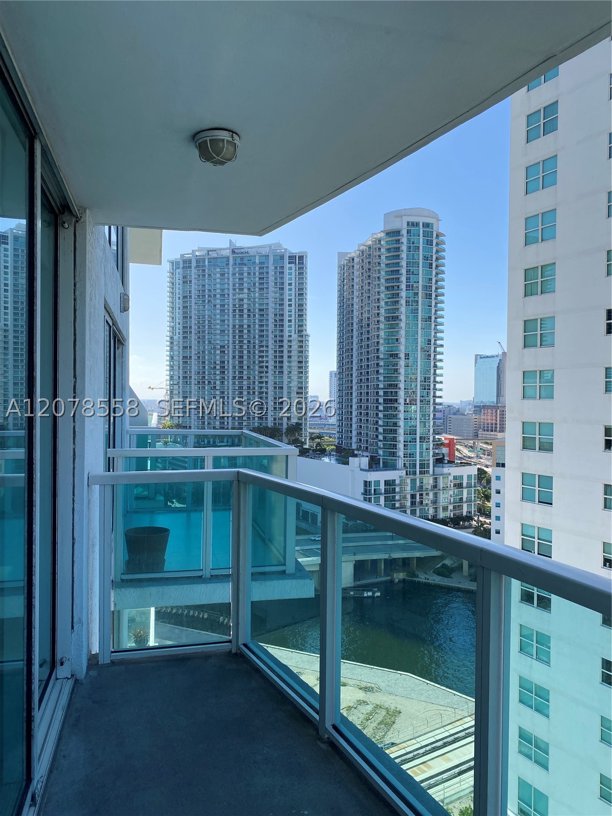 41 SE 5th St #1109, Miami FL 33131